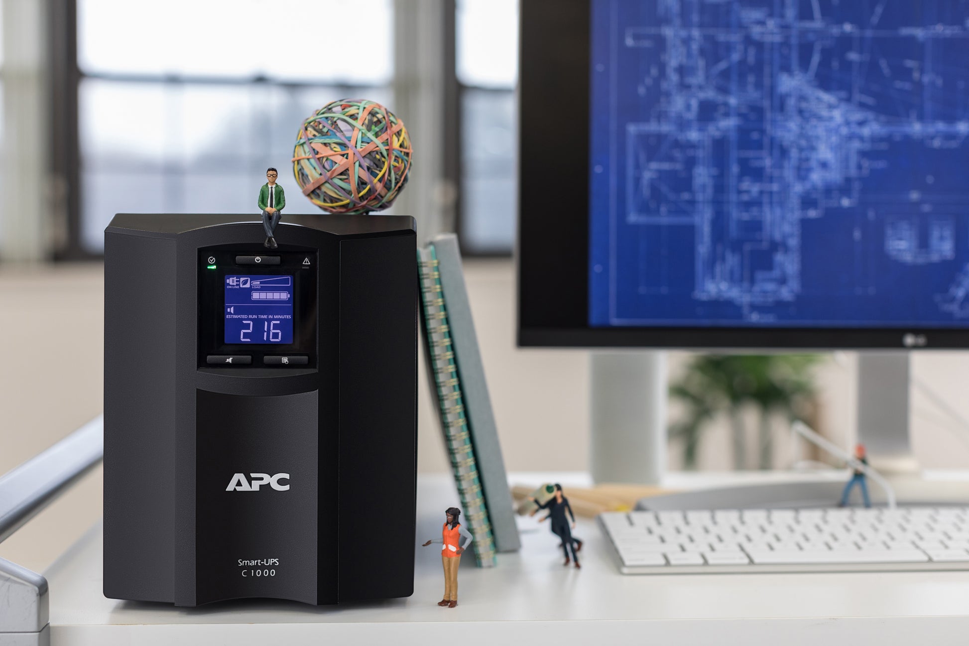 APC Smart-UPS C 1000 VA LCD mit SmartConnect_65539.jpg