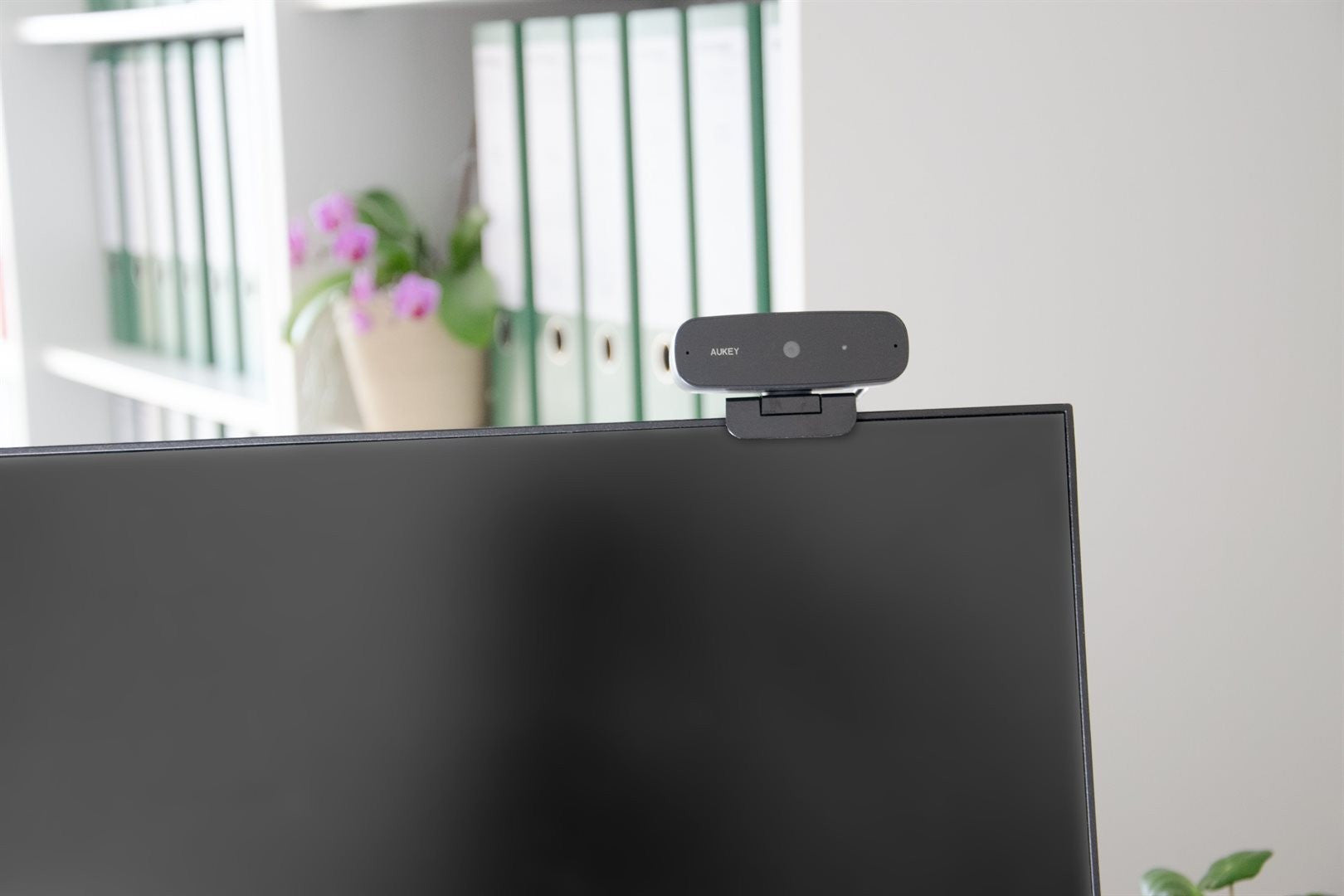 Aukey PC-W3S Stream Series Full HD Webcam with 1/2,9"-CMOS Sensor black_62110.jpg