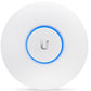 Ubiquiti UAP-AC-PRO point d'accès réseaux locaux sans fil 1300 Mbit/s Blanc Connexion Ethernet, supportant l'alimentation via ce port (PoE)