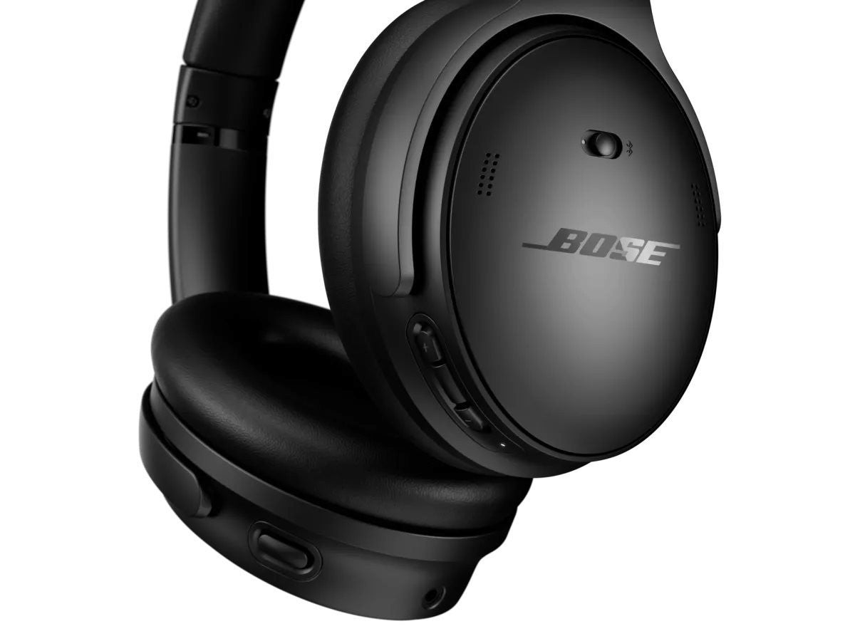 BOSE QuietComfort Noise Cancelling OE Headphones black_61766.jpg