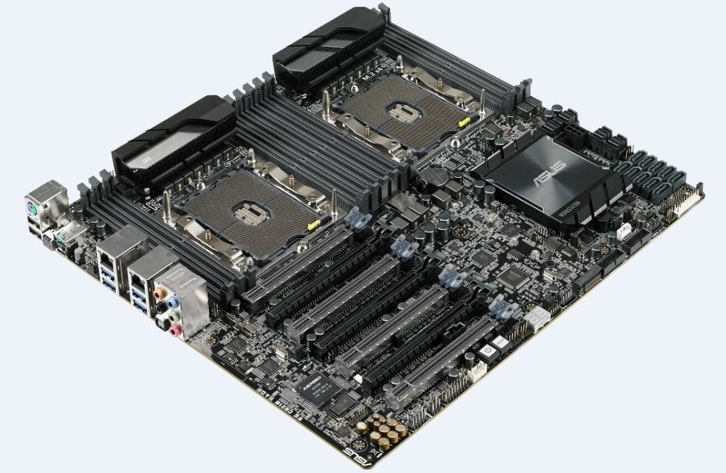 ASUS WS C621E Sage 2xS3647 C621/2xGBL/USB3/EEB_56172.jpg